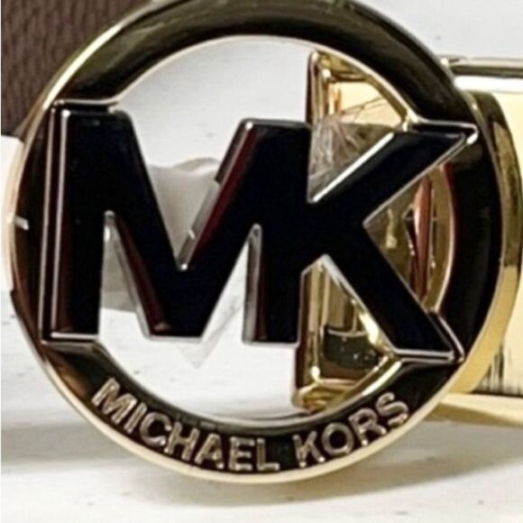 Michael Kors Logo Twist Pink MK/Brown Reversible Belt - Picture 2 of 16